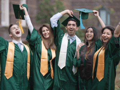 Cac Truong Dai Hoc Dung Dau Canada Ve Trien Vong Viec Lam Sau Tot Nghiep